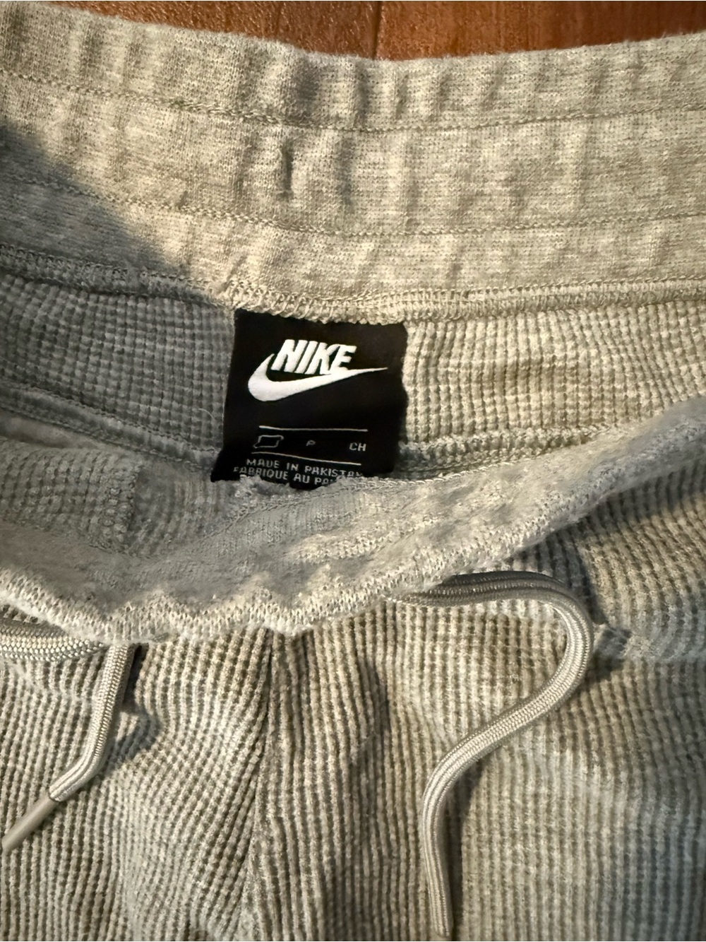 Nike Mens Gray Ribbed Drawstring Shorts - Picture 3 of 4